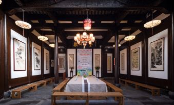 April Day·Huiman Homestay (Huangshan Tunxi Old Street Scenic Area)