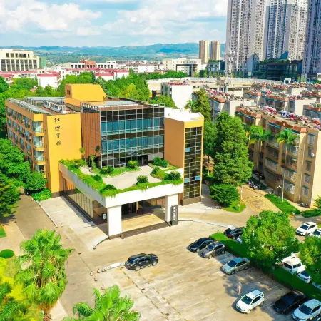 Huquan Hongyan Hotel