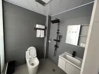 西江靜享時光飯店（千戶苗寨西門遊客服務中心店） - 2 星級