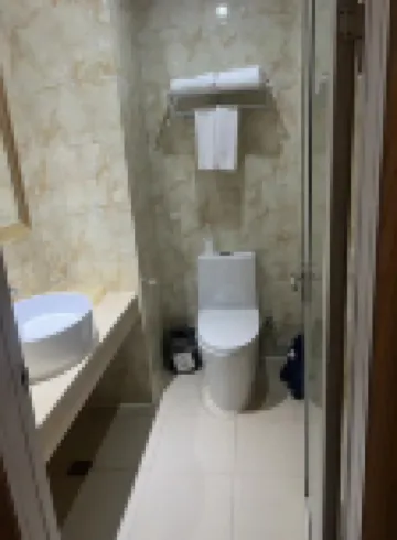 Longyou Junyu Hotel (Longyou Railway Station)