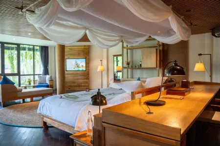 Pax Ana Doc Let Resort & Spa Отели рядом с достопримечательностью «Hoa Lan Island Resort»