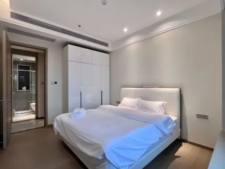 Honor First International Apartment (Poly Skyline)