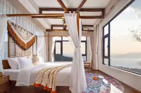VALATOMS Fanlatu Homestay (Chengjiang Fuxian Lake) - Balkoner