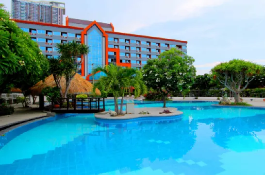 Coco Beach Hotel Jomtien Pattaya Hotels near Three Kingdoms Park