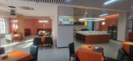 IZUNCO Collection Hotel (Jimo Ancient City Powerlong City Plaza) Отели рядом со станцией Jimo North Railway Station