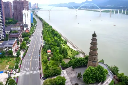Manbo Zhi Hotel
