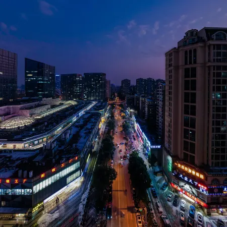 Lily Smart Hotel (Swan Lake Wanda Branch)