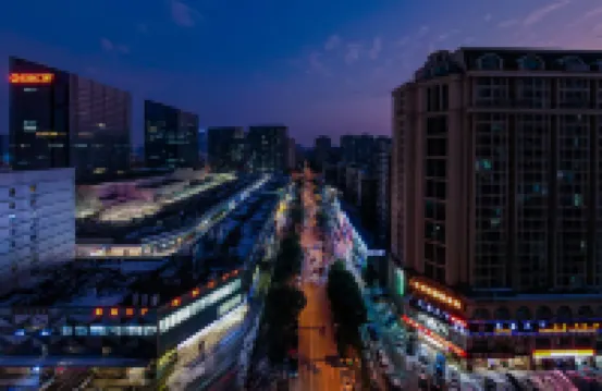 一支百合智慧飯店（天鵝湖萬達店） 大玩家超樂場(天鵝湖萬達店)附近的飯店