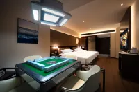 Candy Star Moon Hotel