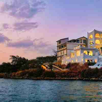 大理·明月灣|Moon Sea View Bay·全視野海景度假飯店(洱海店) Hotel Exterior