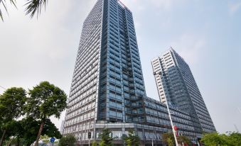 Lejia Light Luxury (Guangzhou South High-speed Railway Station)