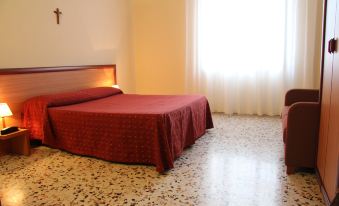 Hotel la Casa Del Pellegrino