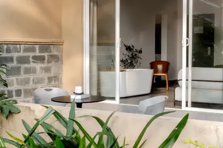 Shenzhen Maancoco Seaview Villa (Jiaochangwei Coastline) Отели рядом с достопримечательностью «Dapeng Dongshan Temple»