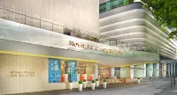 Royal Plaza on Scotts Hotel dekat Bukit Gombak ActiveSG Stadium