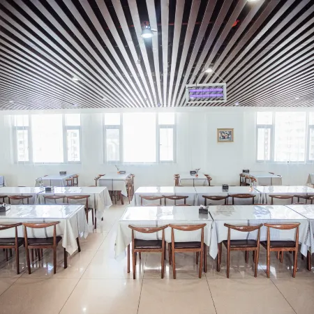 Zsmart Zhishang Hotel (Yan'an 100 meters Avenue)