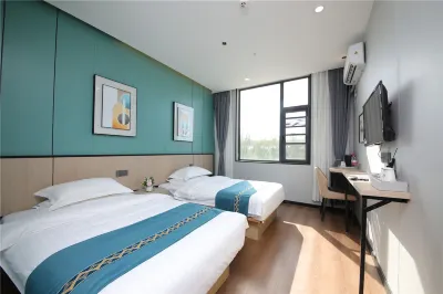 Yunxi Hotel (Gangli Township) Hotel dekat Xinzheng Baqianxiang Passenger Transport Terminal