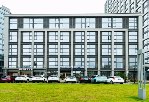 Zhoushan Regent Light Luxury Hotel