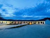 Guan Shan No.1 Homestay (Benxi Water Cave Branch)