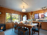 Fox Glacier Lodge Hotels in Fox Glacier