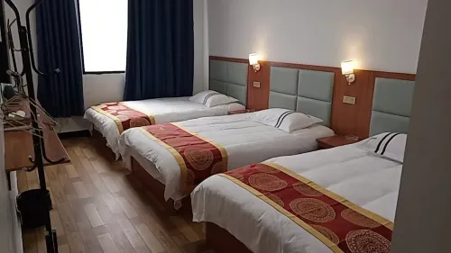 Sandu Yuyi Hotel
