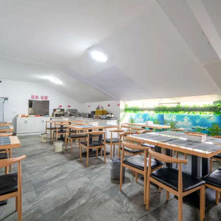 Jishui Shenghe Hotel