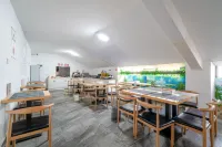 Jishui Shenghe Hotel