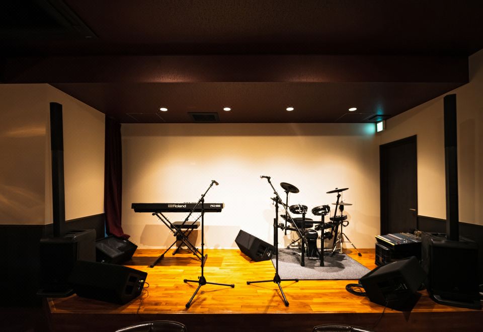 2. 뮤직 호텔 코자..