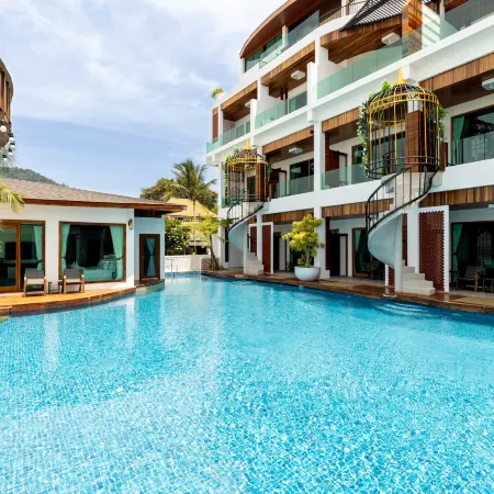 Hotel Villa AoKhanom Beachfront