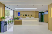 Qianna Baihe Hotel (Xihua No.2 High School Bus Station Branch) Hotels in Xihua