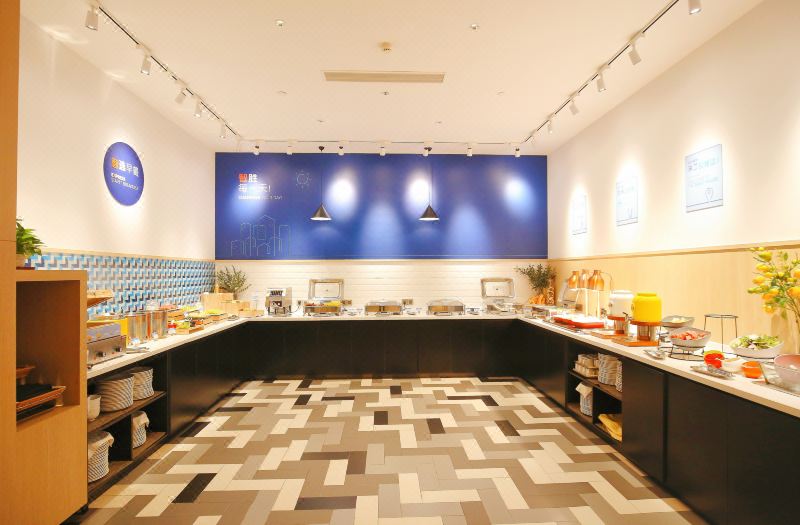 Holiday Inn Express Jiangmen Jianghai by IHG photo 2
