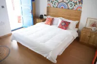 White City Homestay