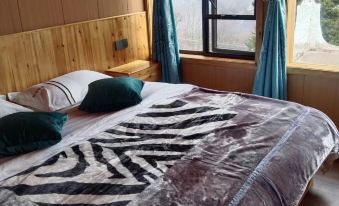 Danba Xingyuan Homestay