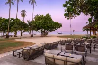 SAii Phi Phi Island Village - breakfast