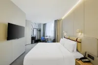 Homeinn Selected Hotel (Baicheng Railway Station Pedestrian Street) Hotels in Baicheng