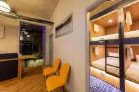 Bluewaters Female-Only Hostel