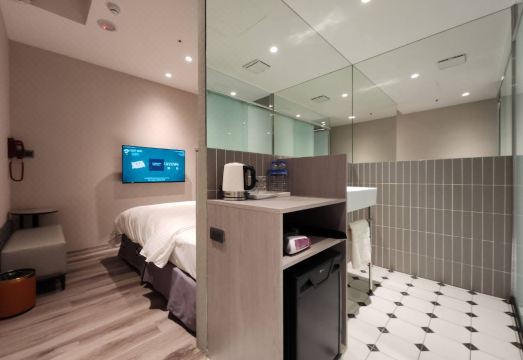 Fun Stay Inn Ximen 객실