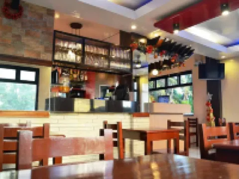 Casa Del Camba Hotel and Restaurant near Hundred Islands Hoteles en Alaminos