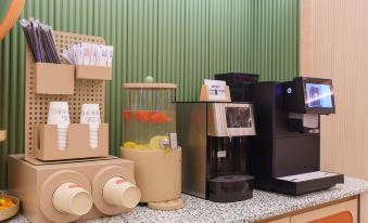 Orange Hotel (Dalian Zhongshan Road Baiweinian Branch)
