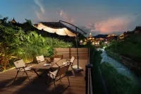 Shuangyu Homestay (Mangshi Yi Nationality Ancient Town)