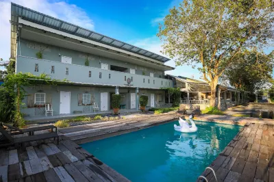 Phuket Nonnita Boutique Resort Hotel in zona Proimage Studio