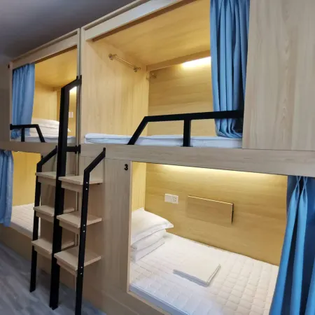 Weihai Yishiguang Hostel (Weigao Plaza)