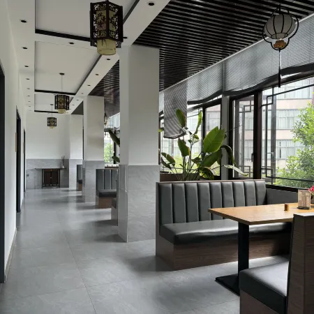 Pupiao Ruifeng Hotel