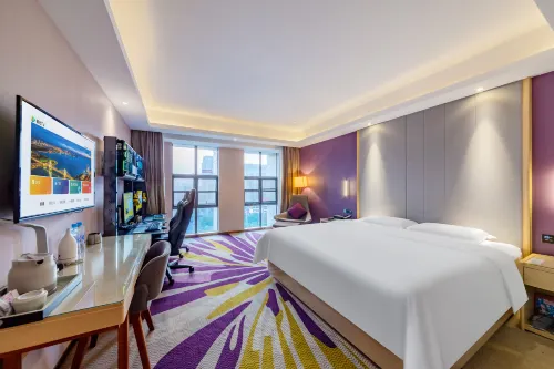 Yuyue E-sports Hotel (Fuzhou High-speed Railway Station Huameilijia Building Materials Home Plaza)