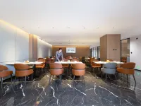 ECHIC Hotel（Yueyang Lou District Pedestrian Street Branch）