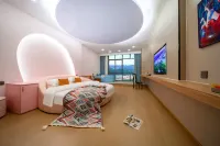 苗西南國際酒店（興義萬峯林大道店） 鄰近興義市樊良勇水果批發部的酒店