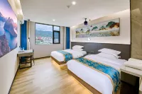 Fengming Smart Hotel (Lincang High-Speed Railway Station) - 2 Yıldız