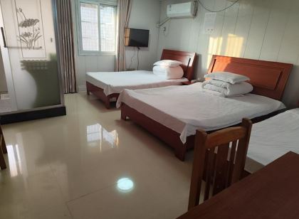 Pingjiang Qiaotou Hotel