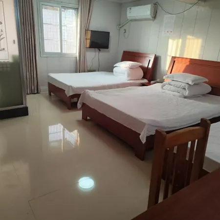 Pingjiang Qiaotou Hotel
