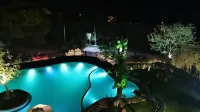 Anji Yunshang Grassland Yuzhu Xiaozhu Hot Spring Homestay Отели рядом с достопримечательностью «Китайский Великий Китай»