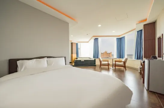 memory hotel Hotel dekat Perpustakaan Sungju
